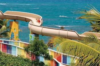 Coconut Bay Beach Resort & Spa All Inclusive