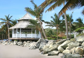 Coconut Bay Beach Resort & Spa All Inclusive