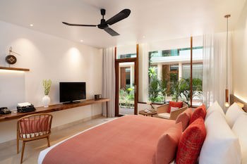 Fcc Angkor By Avani