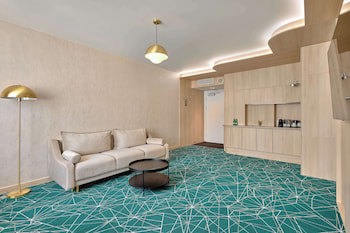 Golden Tulip Warszawa Centrum