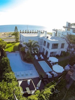 Baie Des Anges Apart Hotel & Spa