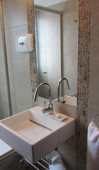 Baie Des Anges Apart Hotel & Spa