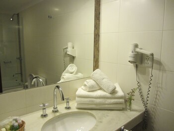 Baie Des Anges Apart Hotel & Spa