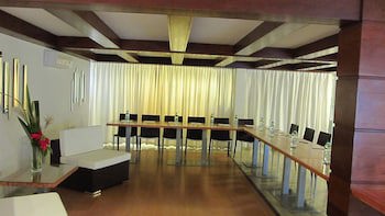 Baie Des Anges Apart Hotel & Spa