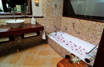 Taj Green Cove Resort & Spa Kovalam