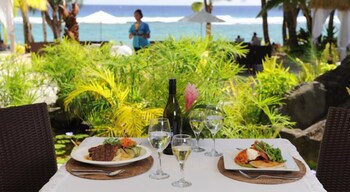 Crown Beach Resort & Spa (Adults Only)