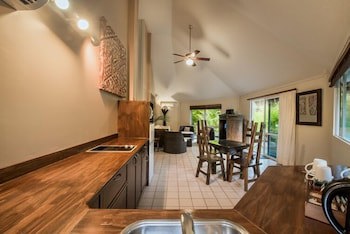 Crown Beach Resort & Spa (Adults Only)