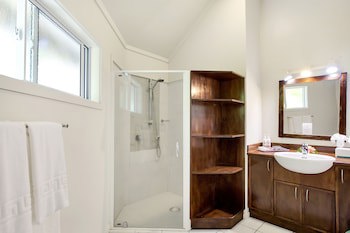 Crown Beach Resort & Spa (Adults Only)
