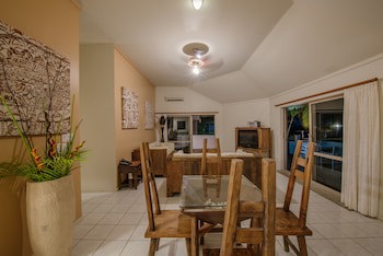 Crown Beach Resort & Spa (Adults Only)