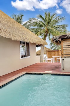 Crown Beach Resort & Spa (Adults Only)