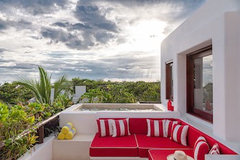 Hotel Esencia