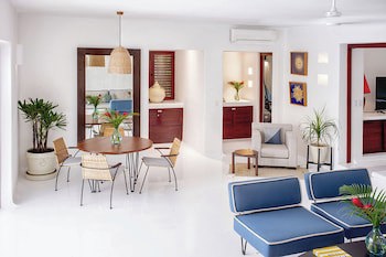 Hotel Esencia