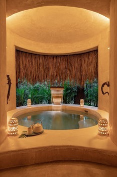 Hotel Esencia