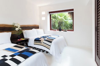 Hotel Esencia