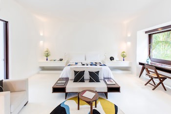 Hotel Esencia
