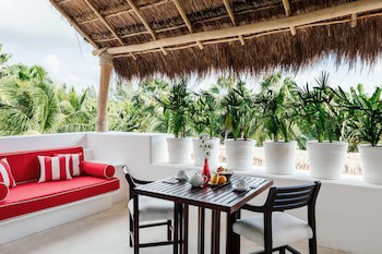 Hotel Esencia