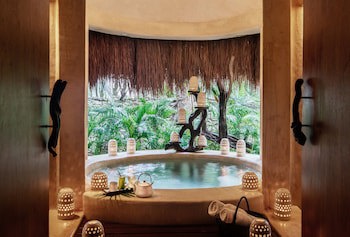 Hotel Esencia