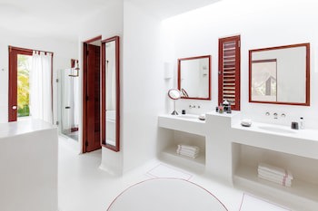 Hotel Esencia