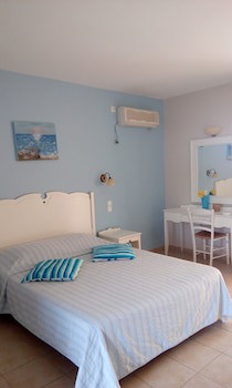 Astra Village Hotel Suites fotoğrafı