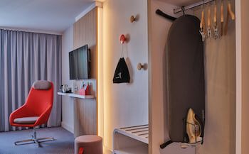 Holiday Inn Express Berlin City Centre by IHG galeri fotoğrafı