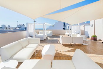 Duquesa Playa Aparthotel