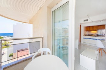 Duquesa Playa Aparthotel