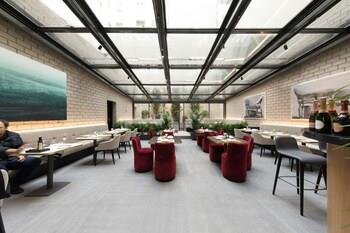 The Pavilions Madrid Hotel