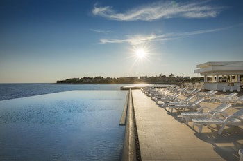 Aminess Maestral Hotel