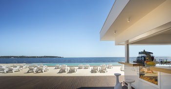 Aminess Maestral Hotel