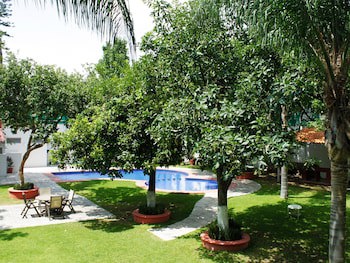 Aurea Hotel & Suites