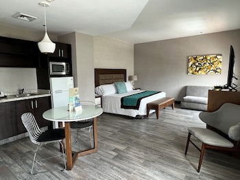 Aurea Hotel & Suites