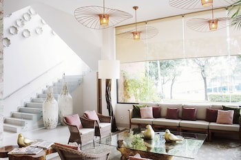 Aurea Hotel & Suites