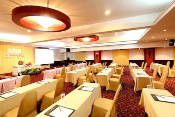 Ambassador Bangkok Hotel