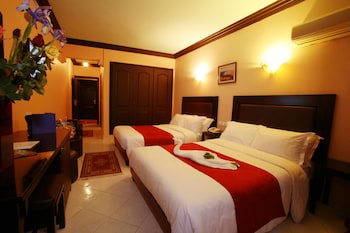 Imperial Holiday & Spa