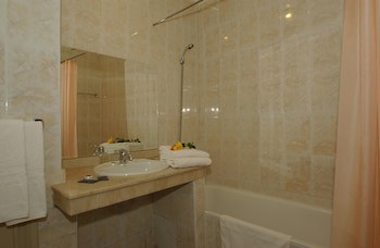 Imperial Holiday & Spa
