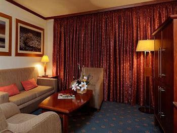Peermont Metcourt Inn At The Grand Palm Resort
