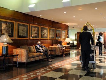 Peermont Metcourt Inn At The Grand Palm Resort