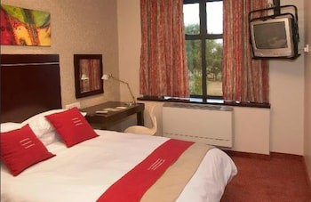 Peermont Metcourt Inn At The Grand Palm Resort