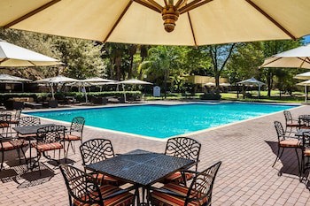 Peermont Metcourt Inn At The Grand Palm Resort