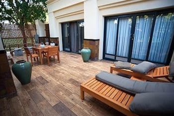 Peermont Metcourt Inn At The Grand Palm Resort