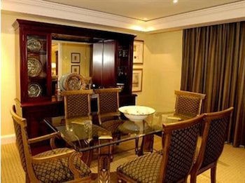 Peermont Metcourt Inn At The Grand Palm Resort