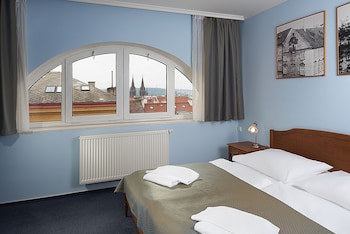 Anna Hotel