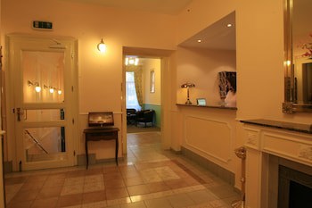Anna Hotel