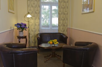 Anna Hotel