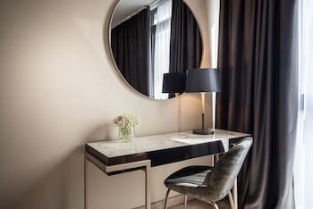 Grand Hotel Adriatic I