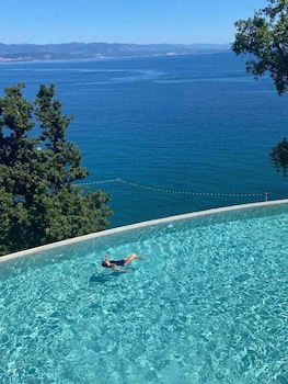 Grand Hotel Adriatic I