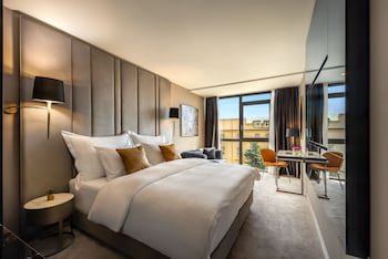 Grand Hotel Adriatic I