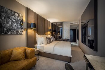 Grand Hotel Adriatic I