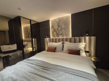 Grand Hotel Adriatic I