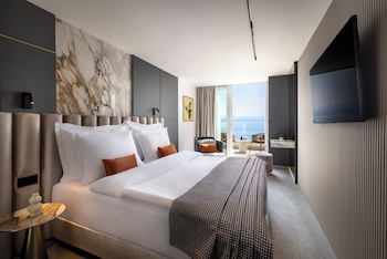 Grand Hotel Adriatic I